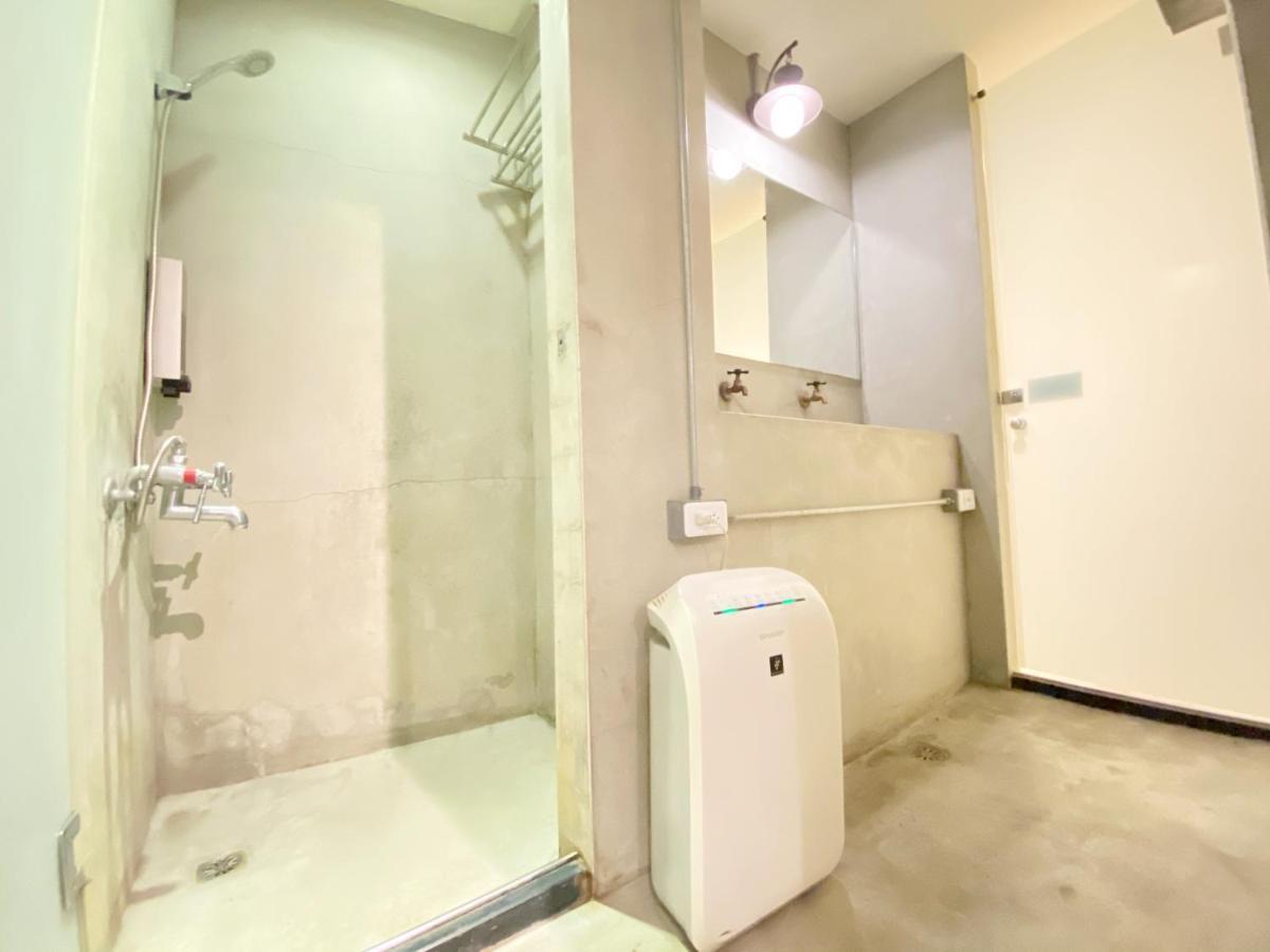 Fengjia Living Lab Hostel Đài Trung Ngoại thất bức ảnh