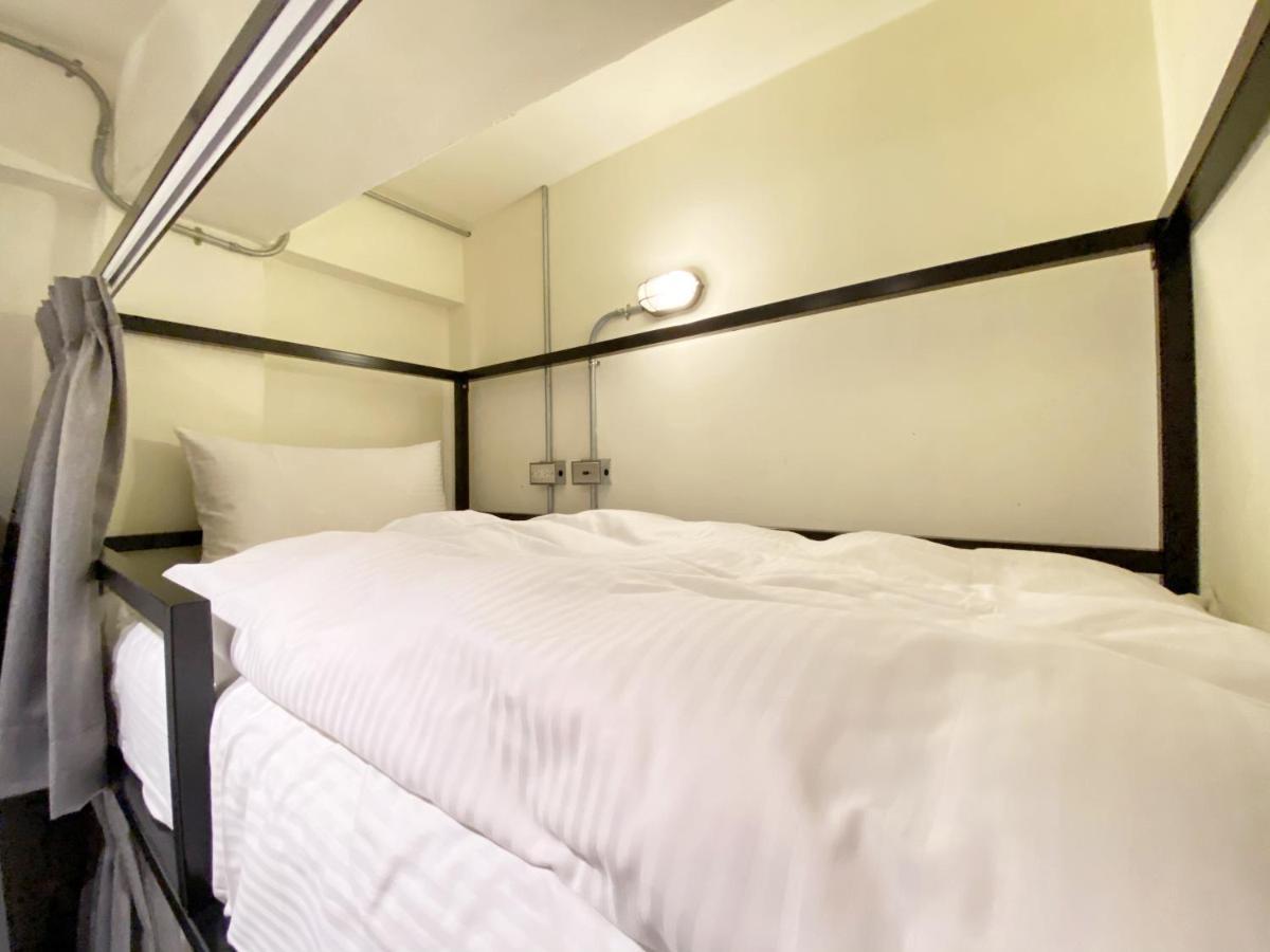 Fengjia Living Lab Hostel Đài Trung Ngoại thất bức ảnh