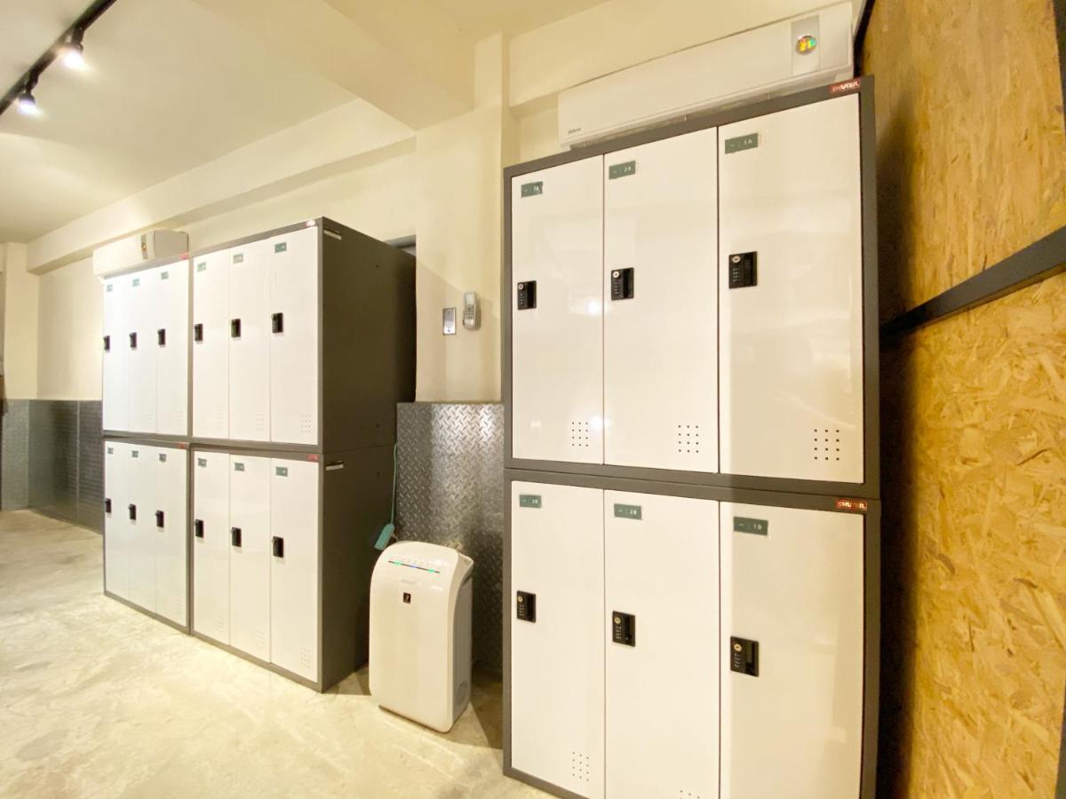 Fengjia Living Lab Hostel Đài Trung Ngoại thất bức ảnh